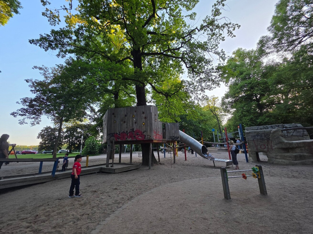 Clara-Zetkin Park-莱比锡必去景点
