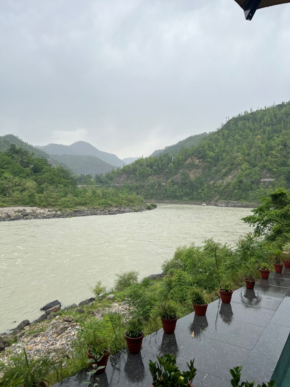 Anand Kashi by the Ganges, Rishikesh - IHCL SeleQtions-浴室