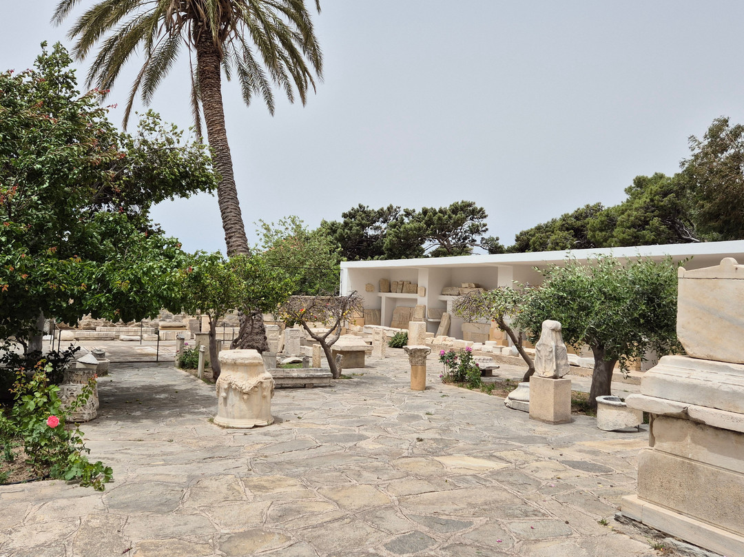 Archaeological Museum Parou景点图片
