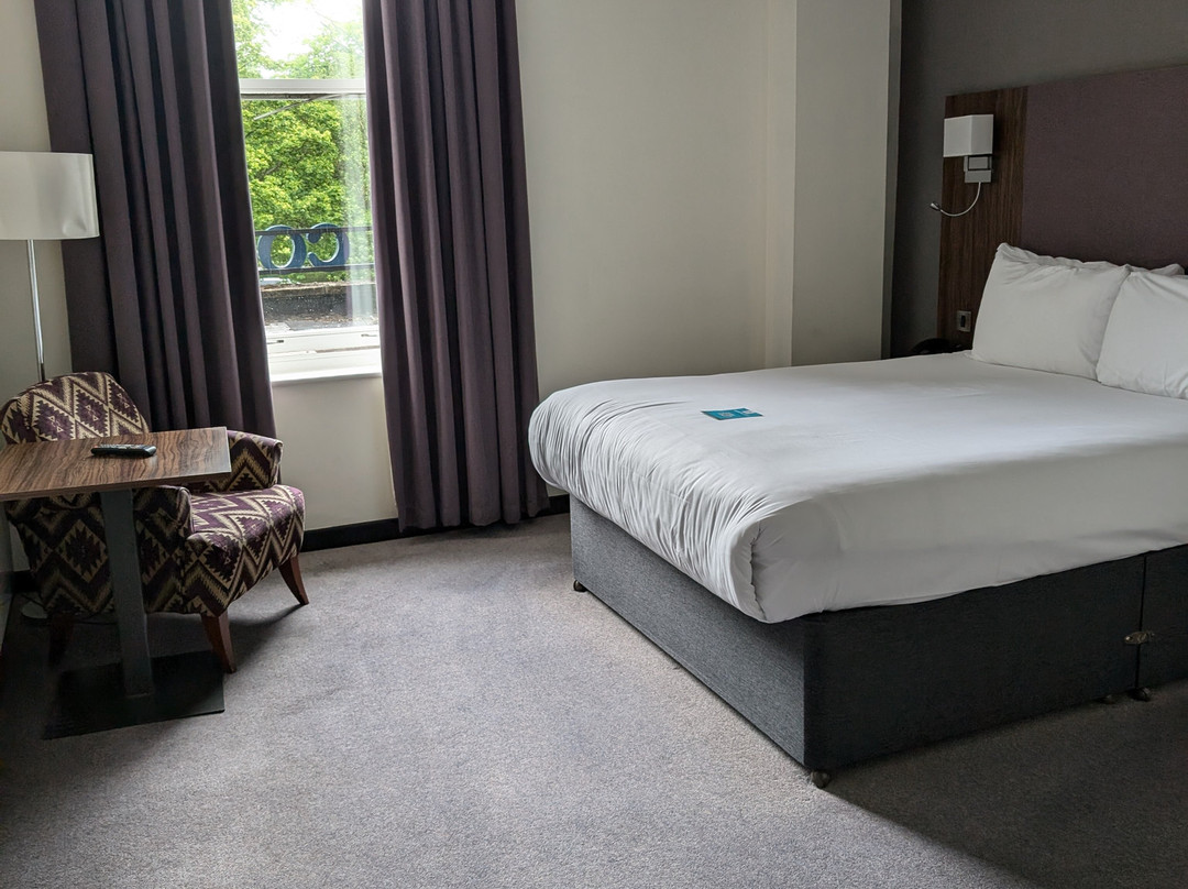 Cedar Court Hotel Harrogate主图