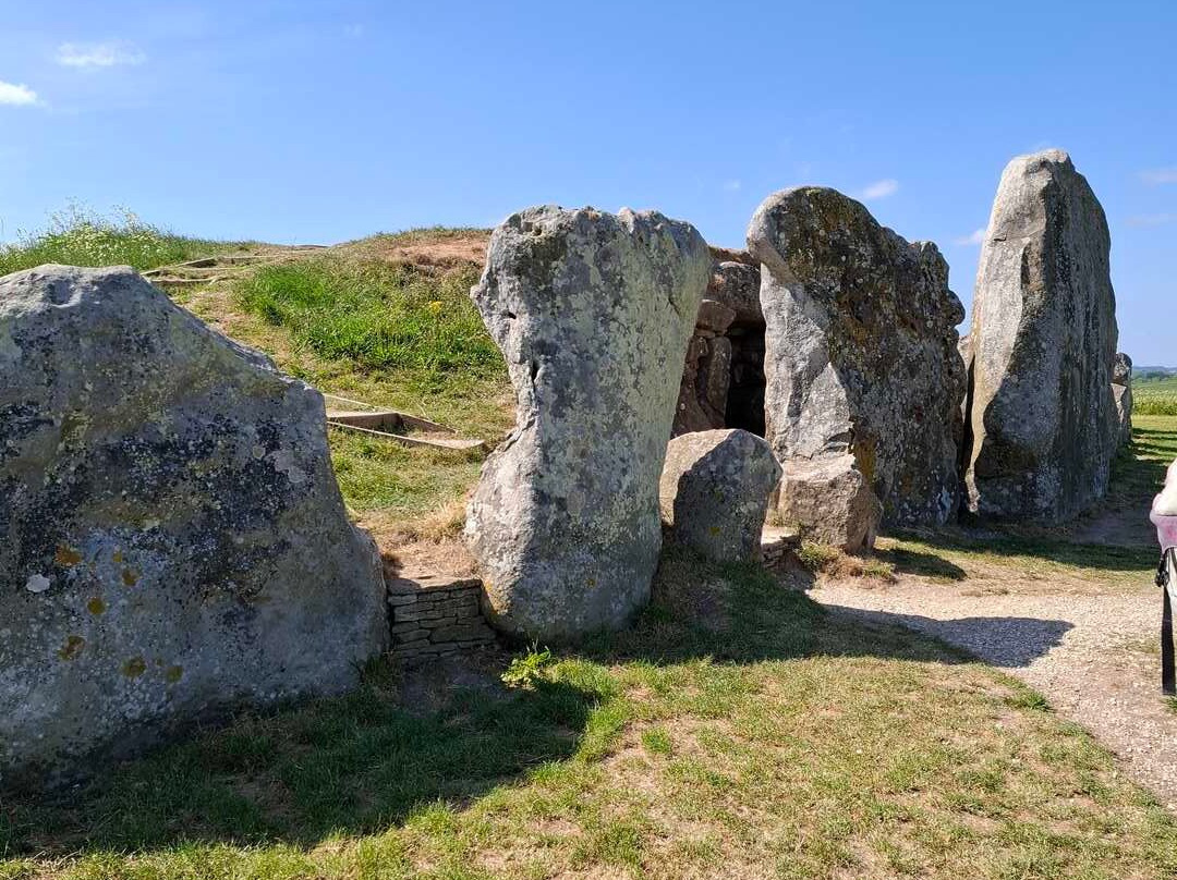 West Kennet Long Barrow-埃夫伯里必去景点