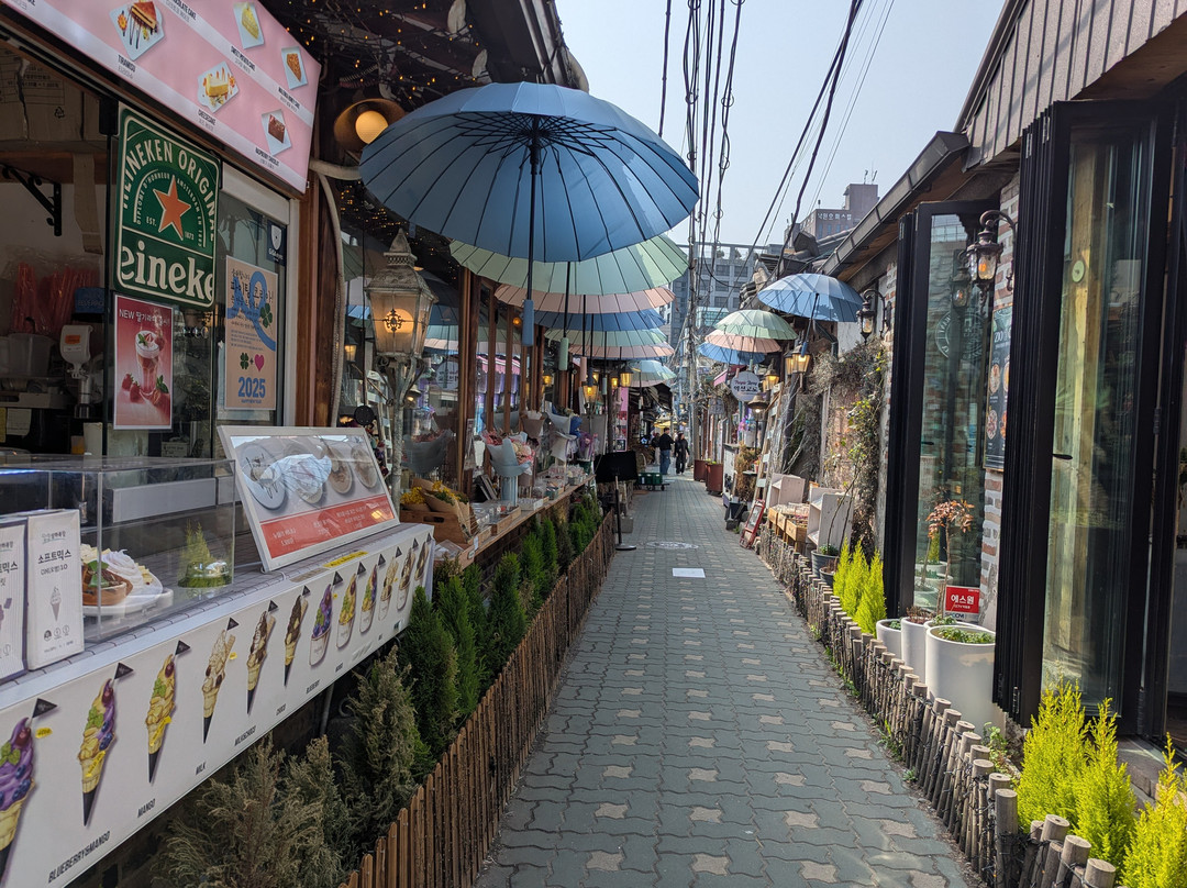 Ikseon-dong Hanok Street-首尔必去景点