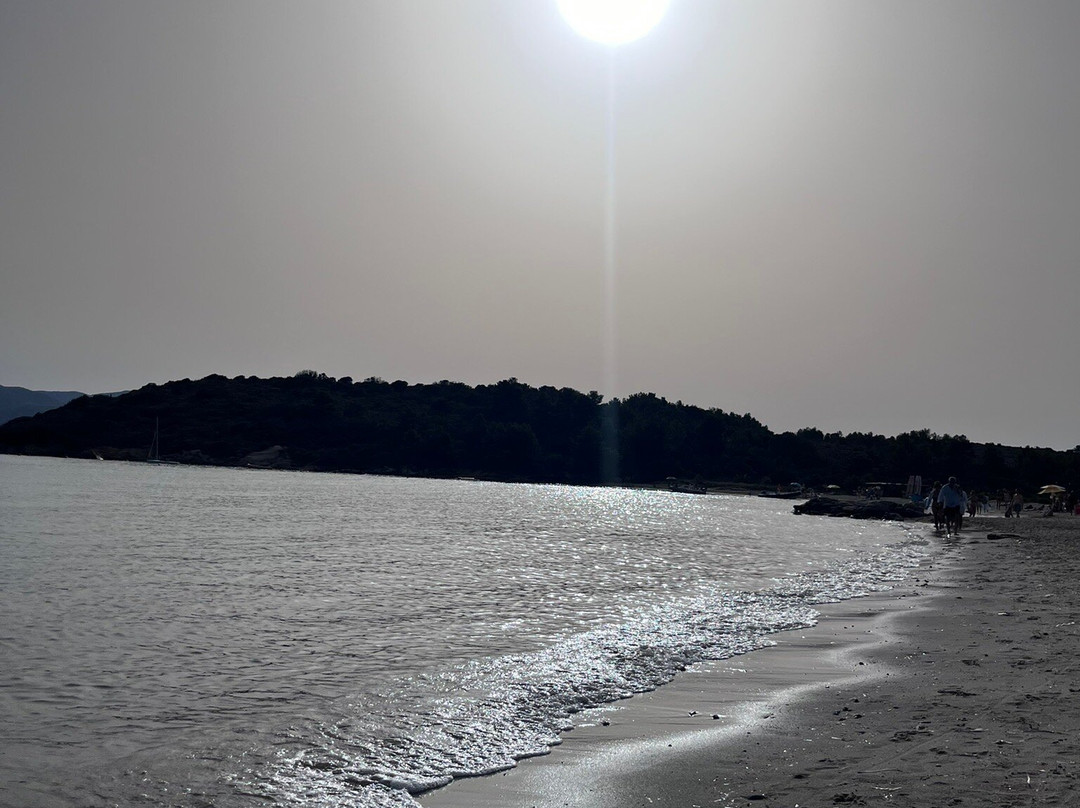 Spiaggia Salina Bamba-San Teodoro必去景点