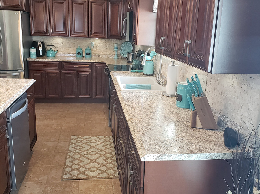 Hoke-E-Geez-Bedford必去景点