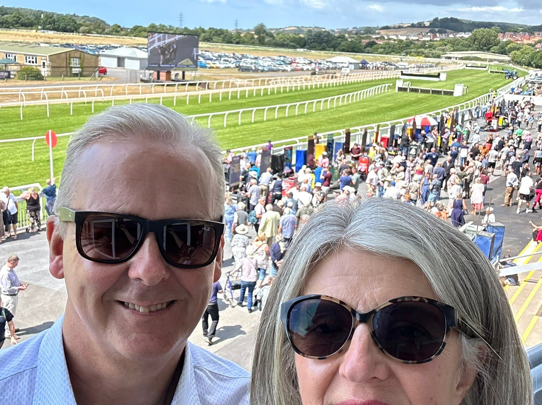 Newton Abbot Racecourse and Conference Centre-牛顿阿伯里必去景点