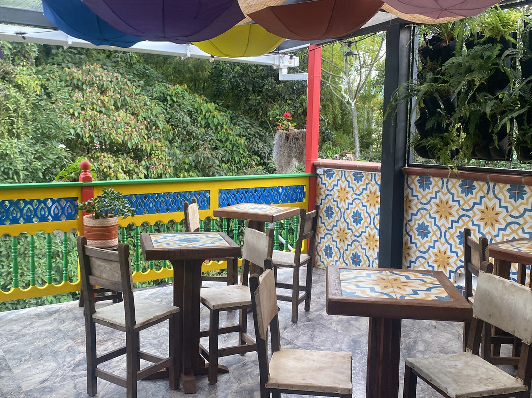 40 Amigos Hotel主图