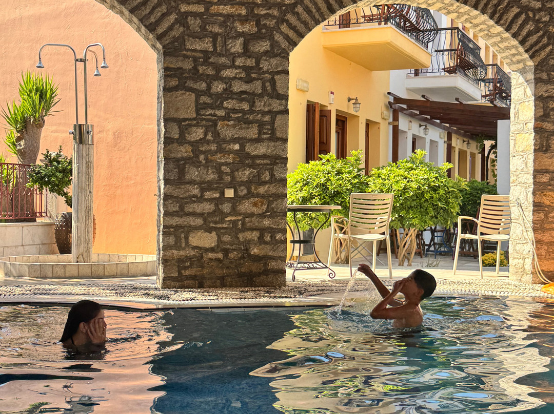 Agios Georgios Dysalona Beach-Symi必去景点