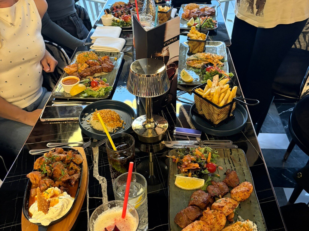 Yaprak Restaurant Port Solent