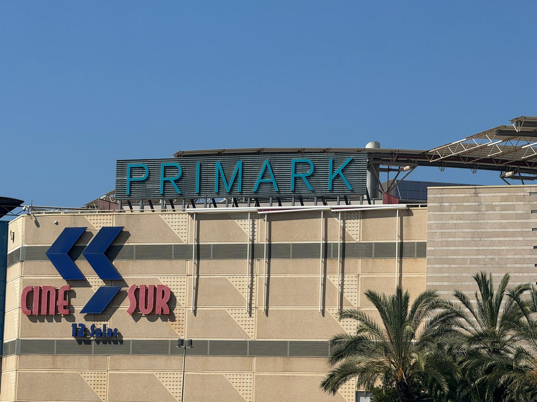 Miramar Centro Comercial-福恩吉罗拉必去景点