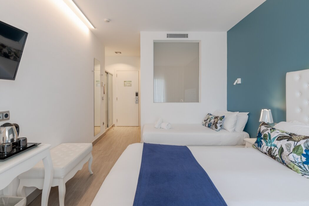 普拉特哈达罗酒店住宿-Hotel Planamar By Escampa Hotels