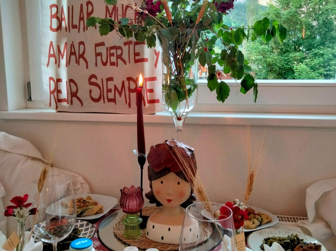 奥林匹亚酒店主图