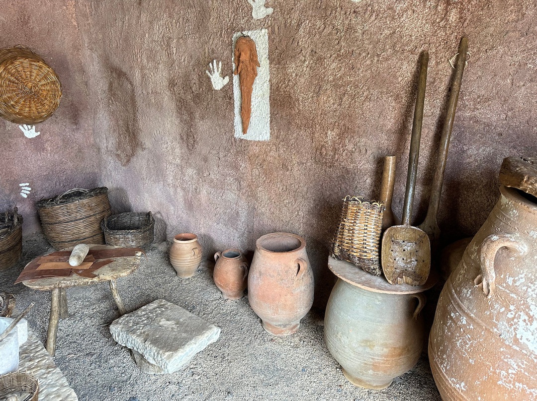 Homo Sapiens Village-Ano Kera必去景点