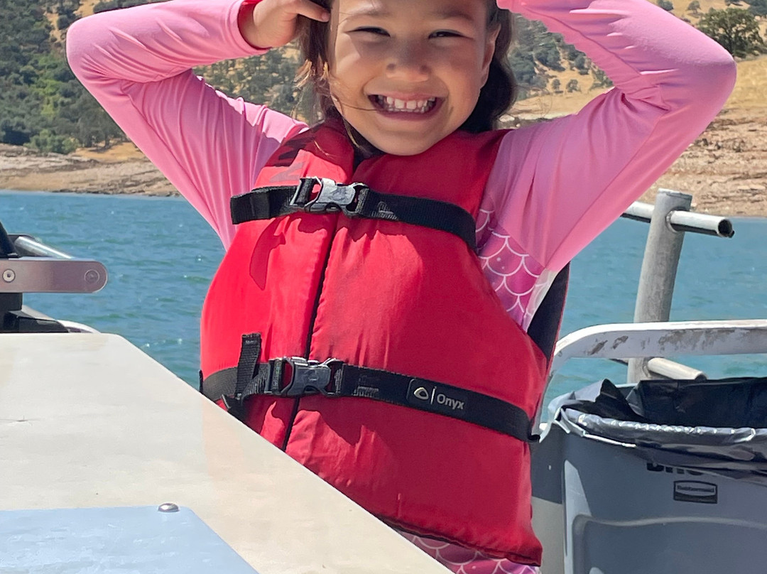 New Melones Lake Marina-Angels Camp必去景点