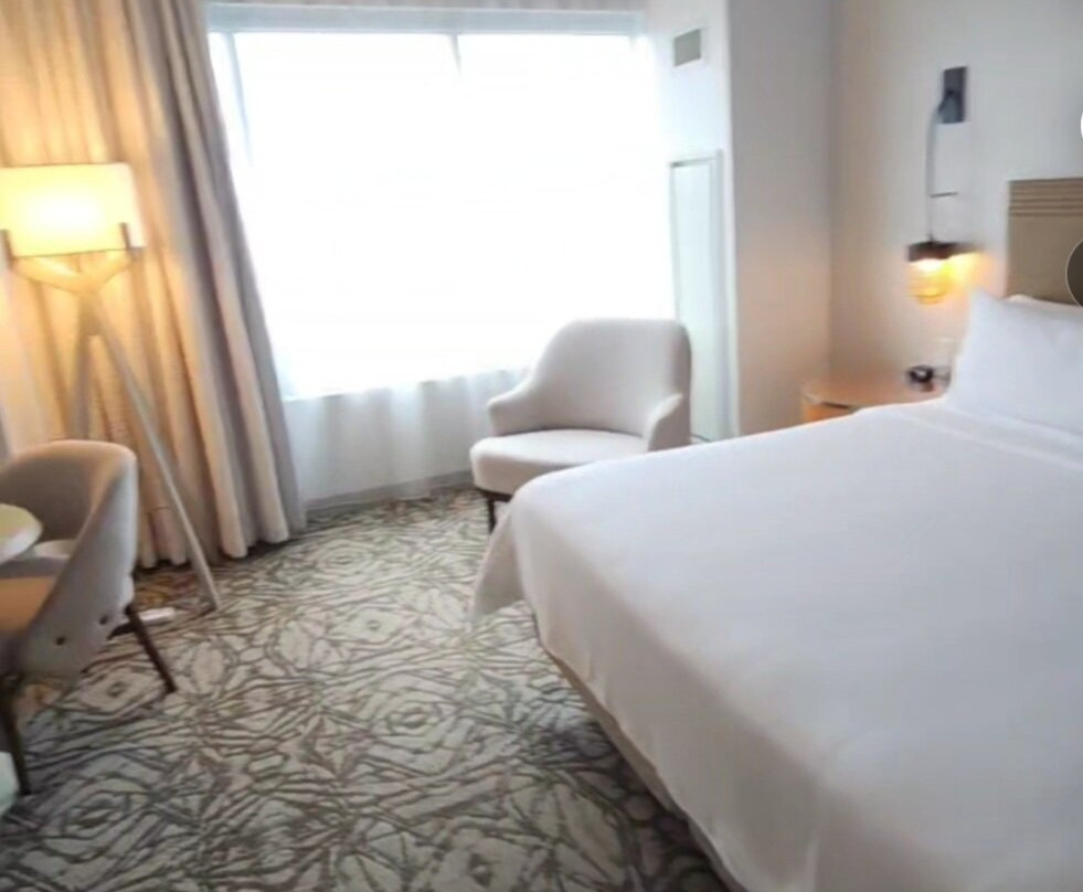 Omni Viking Lakes Hotel主图