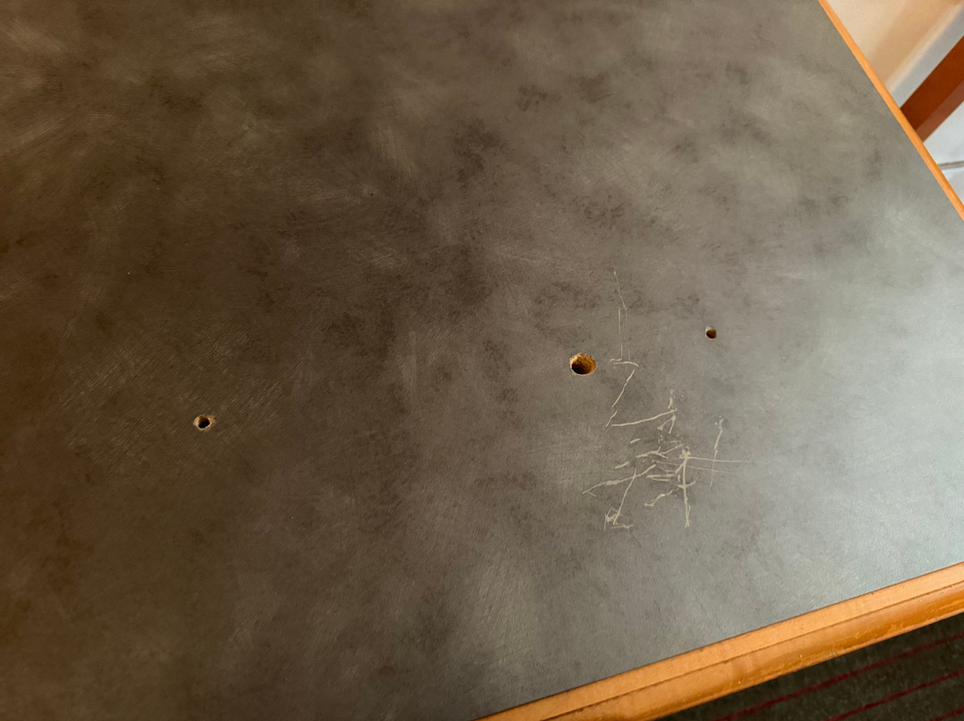 金斯波特三连机场拉昆塔套房酒店主图