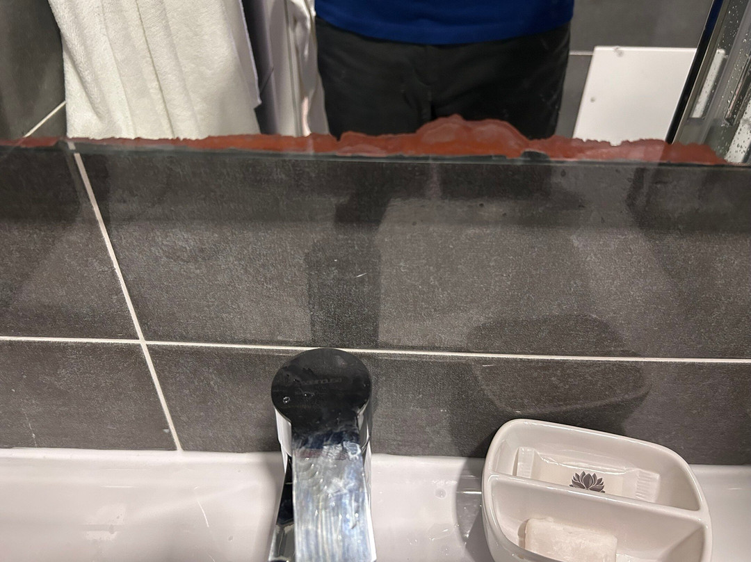 JR Studios & Suites I Rius I主图