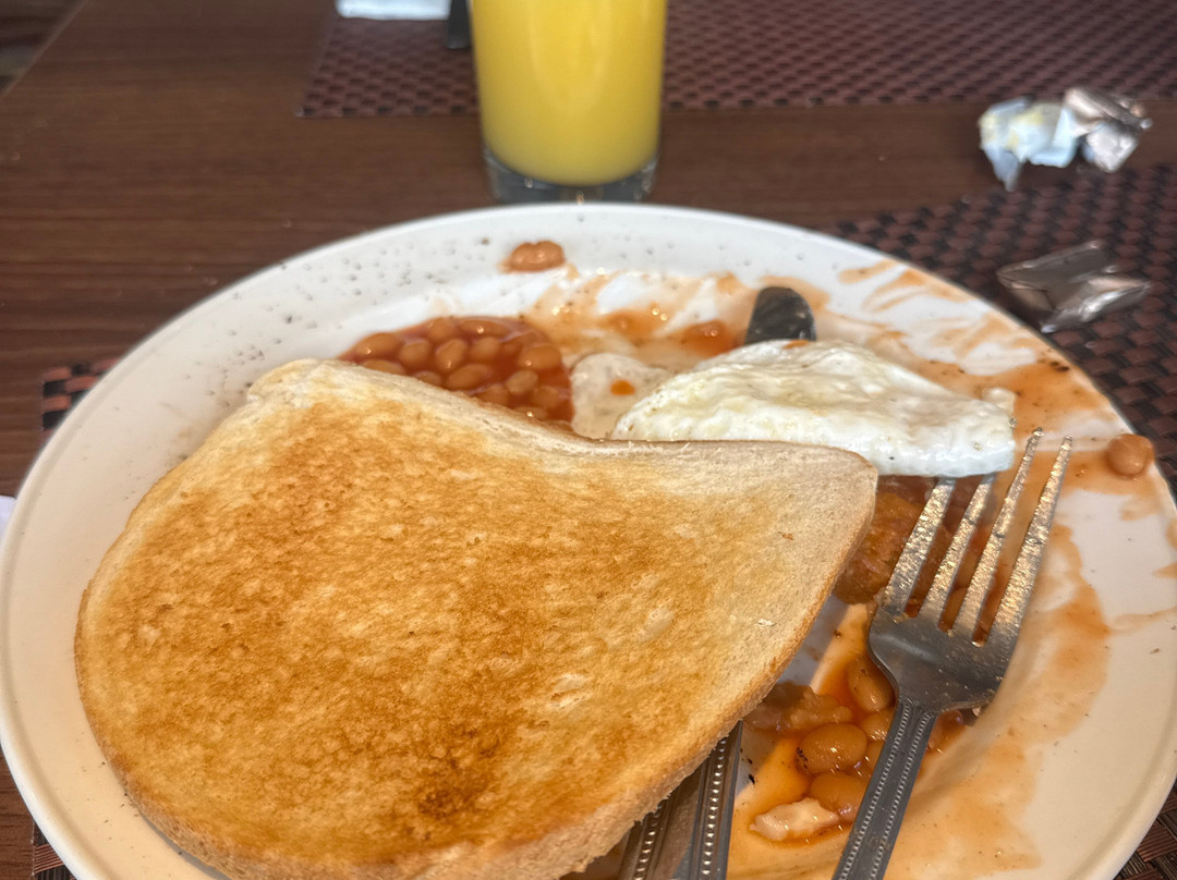 卢顿希尔顿花园酒店主图