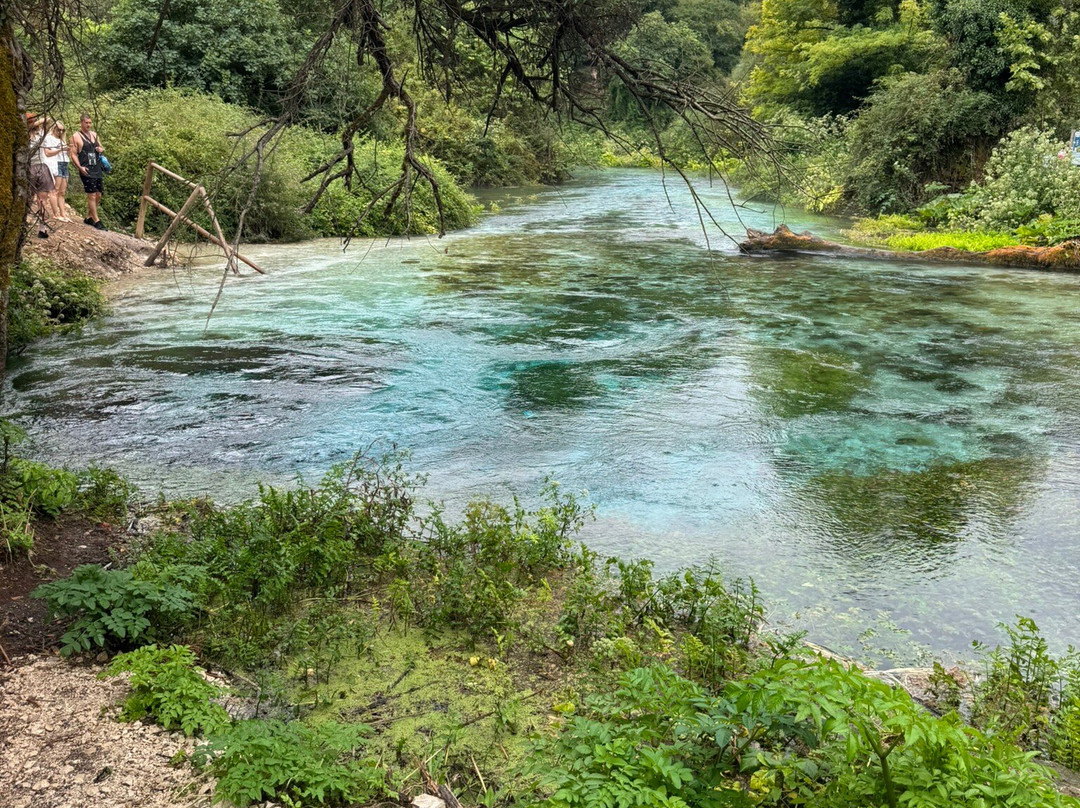 The Blue Eye-吉诺卡斯特必去景点