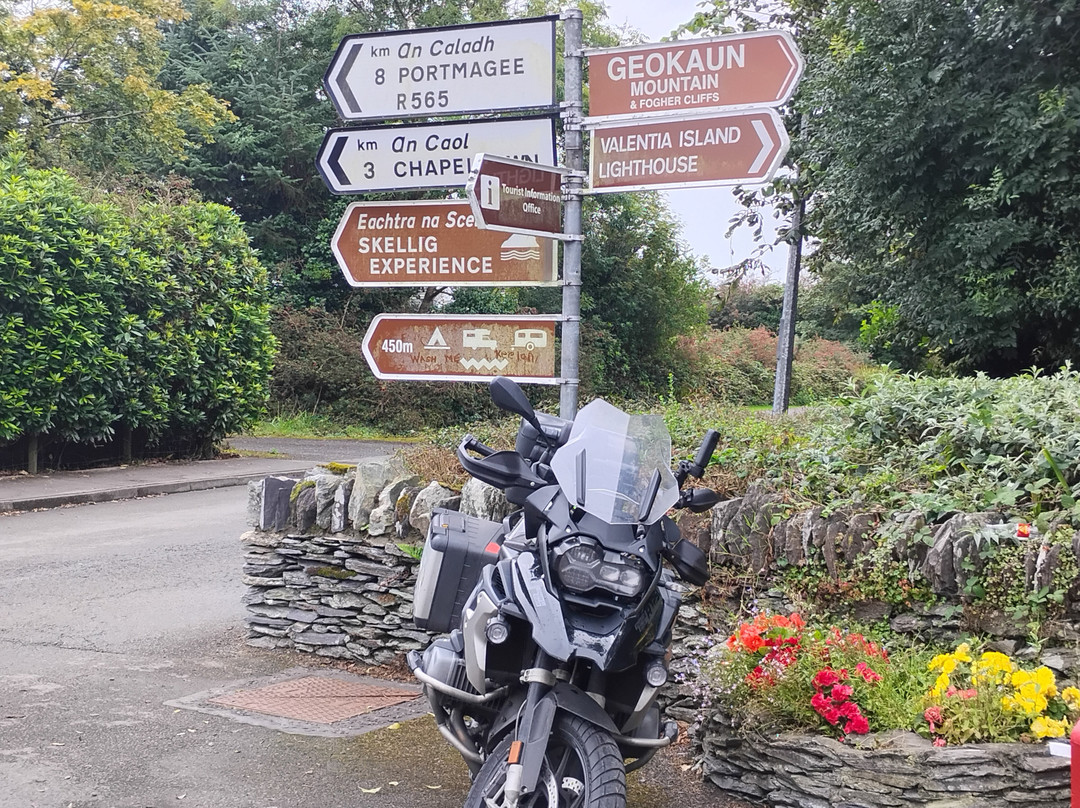 Lemonrock Motorcycle Tours-都柏林必去景点