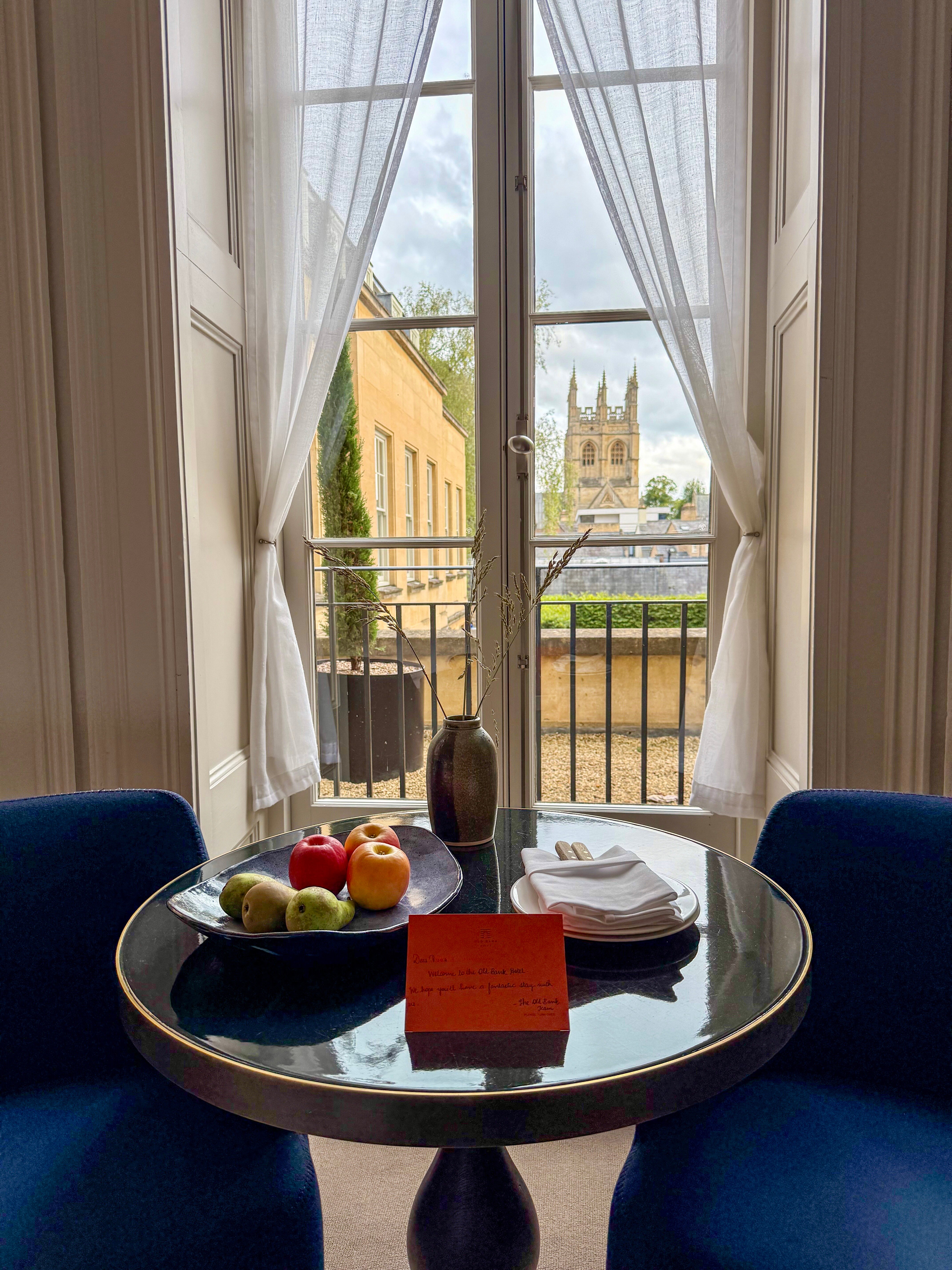 老银行酒店-客卧