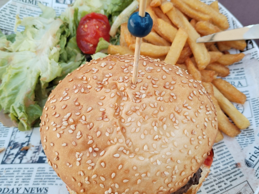 Hotel Restaurant le Chalet主图