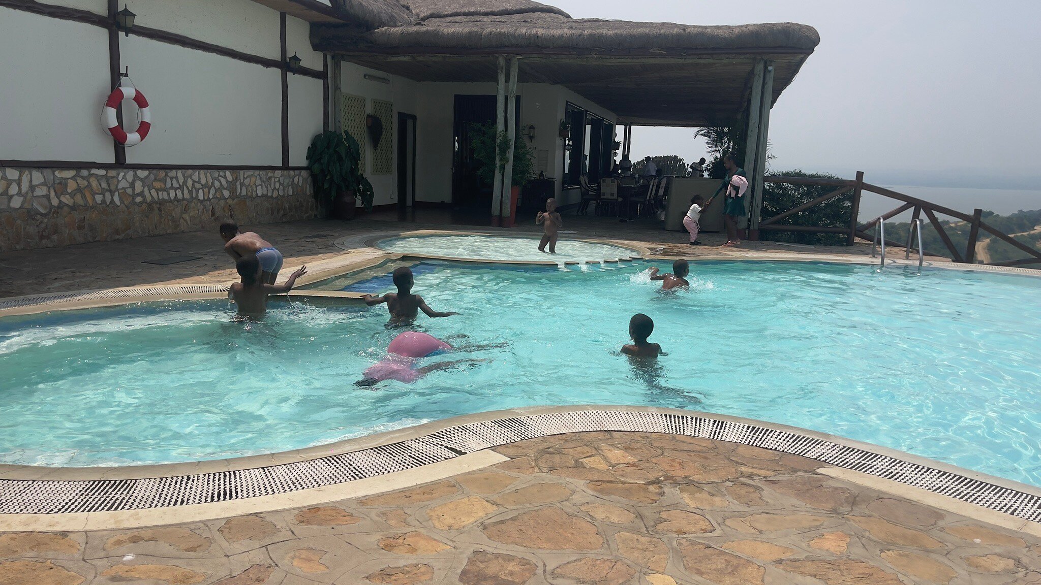 Mweya Safari Lodge-官方