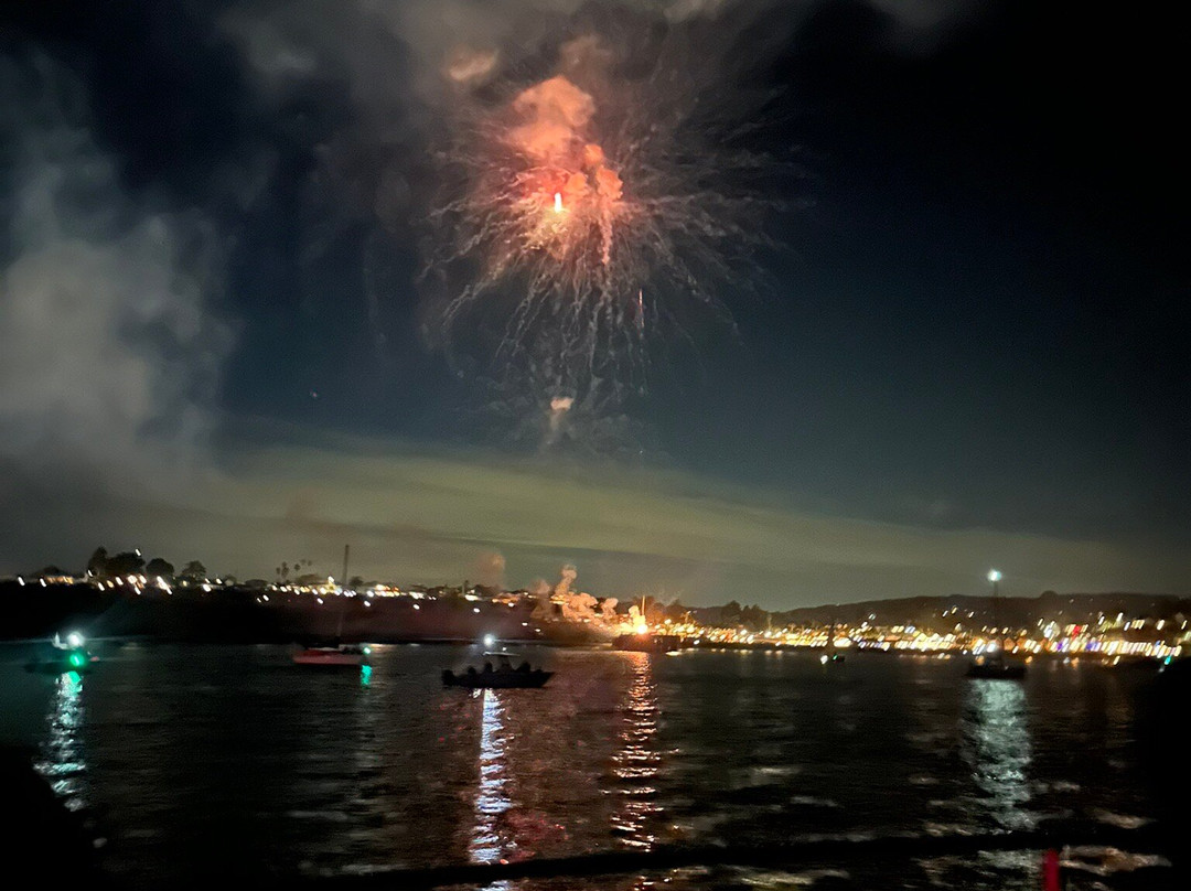 O’Neill Yacht Charters-圣克鲁斯必去景点