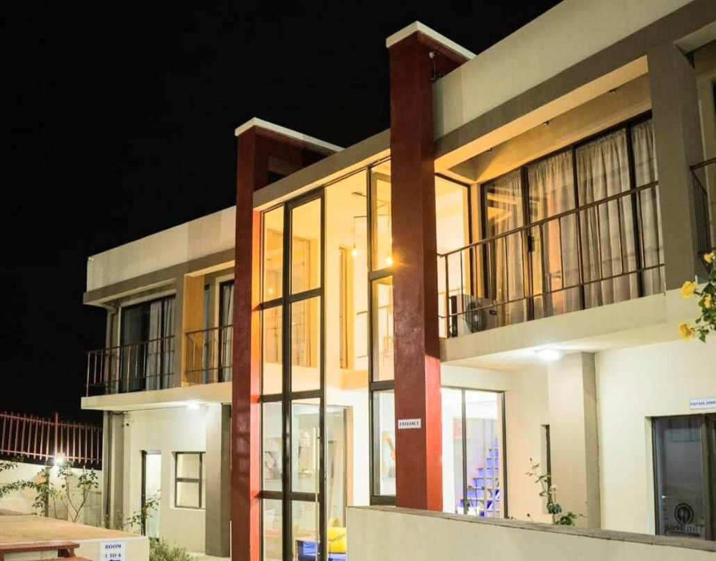 Thabeng Hotel & Restaurant