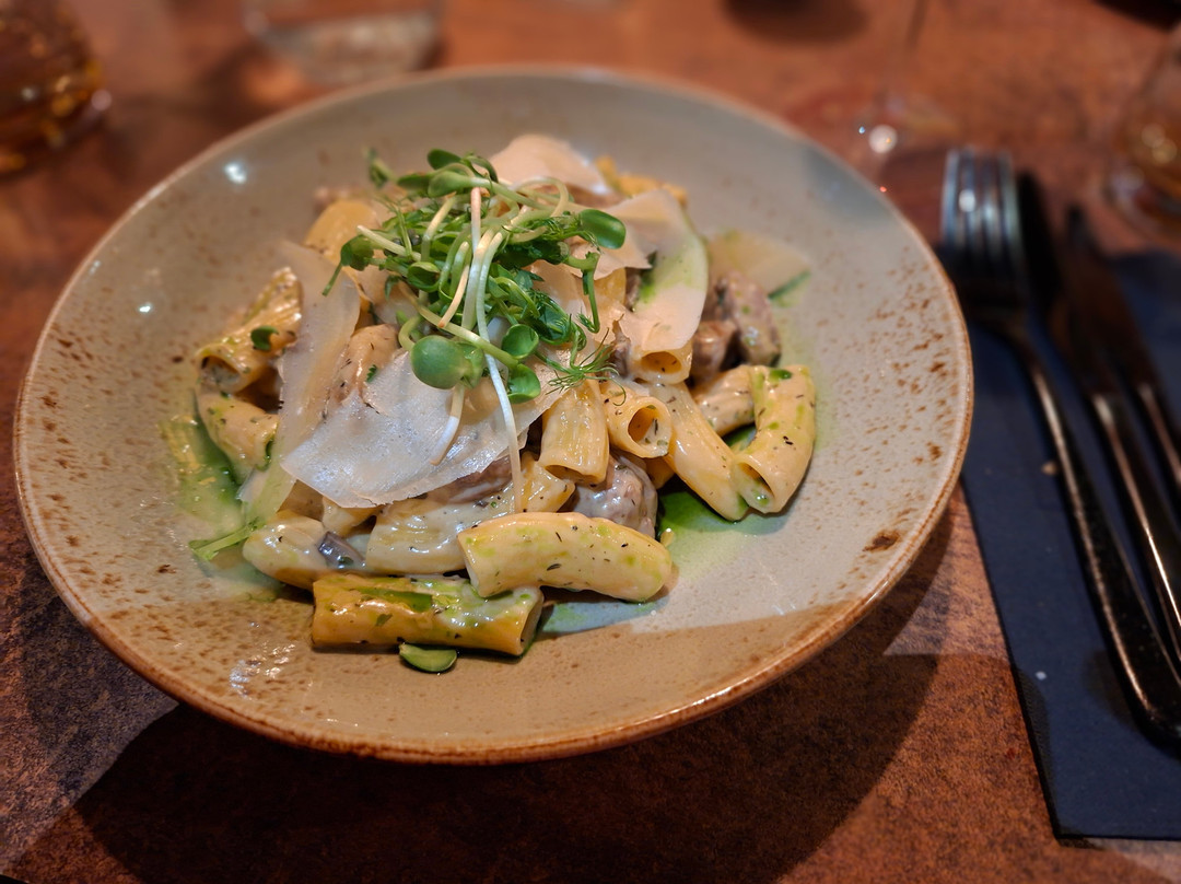 Nori Restaurant & Bar