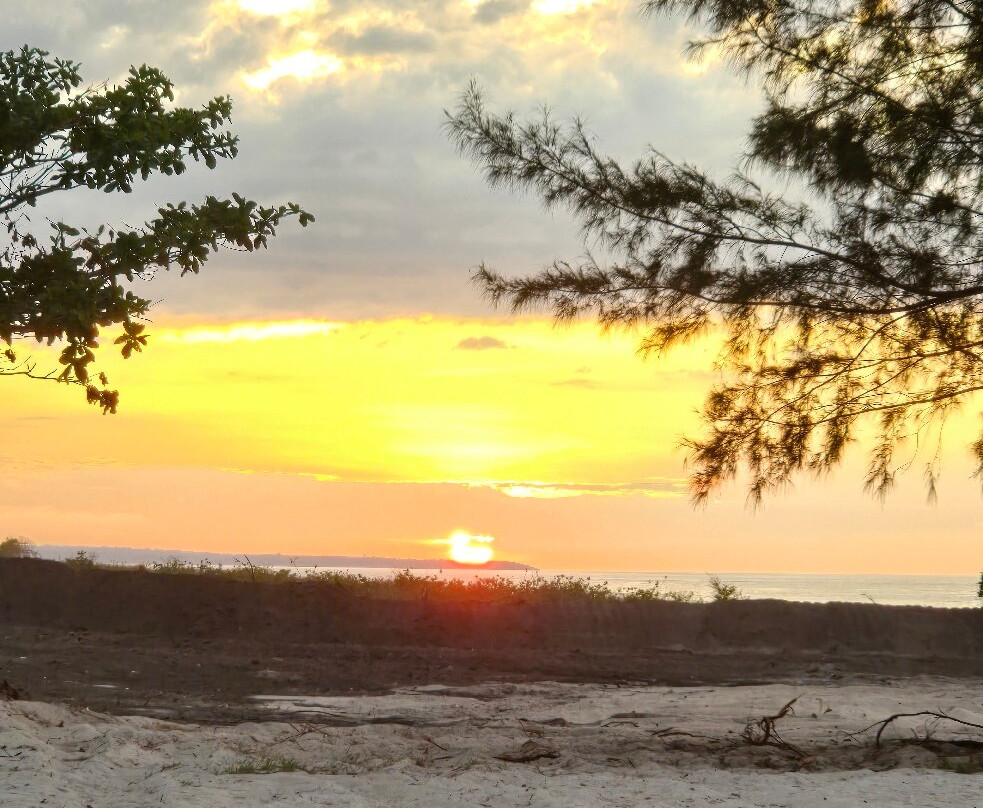 Mananga Aba Beach-松巴岛必去景点