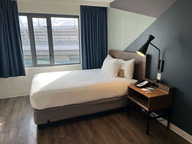 温哥华YWCA酒店主图