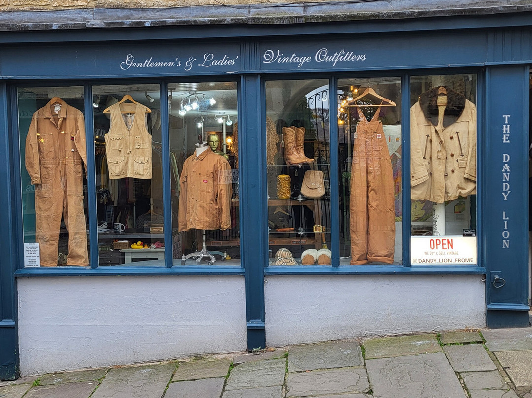 The Dandy Lion-弗罗姆必去景点