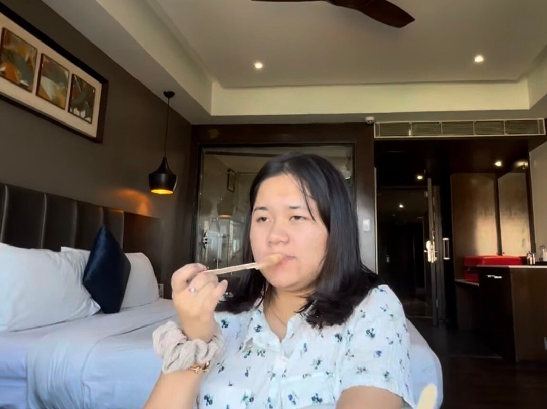 Hotel Saffron Crest主图