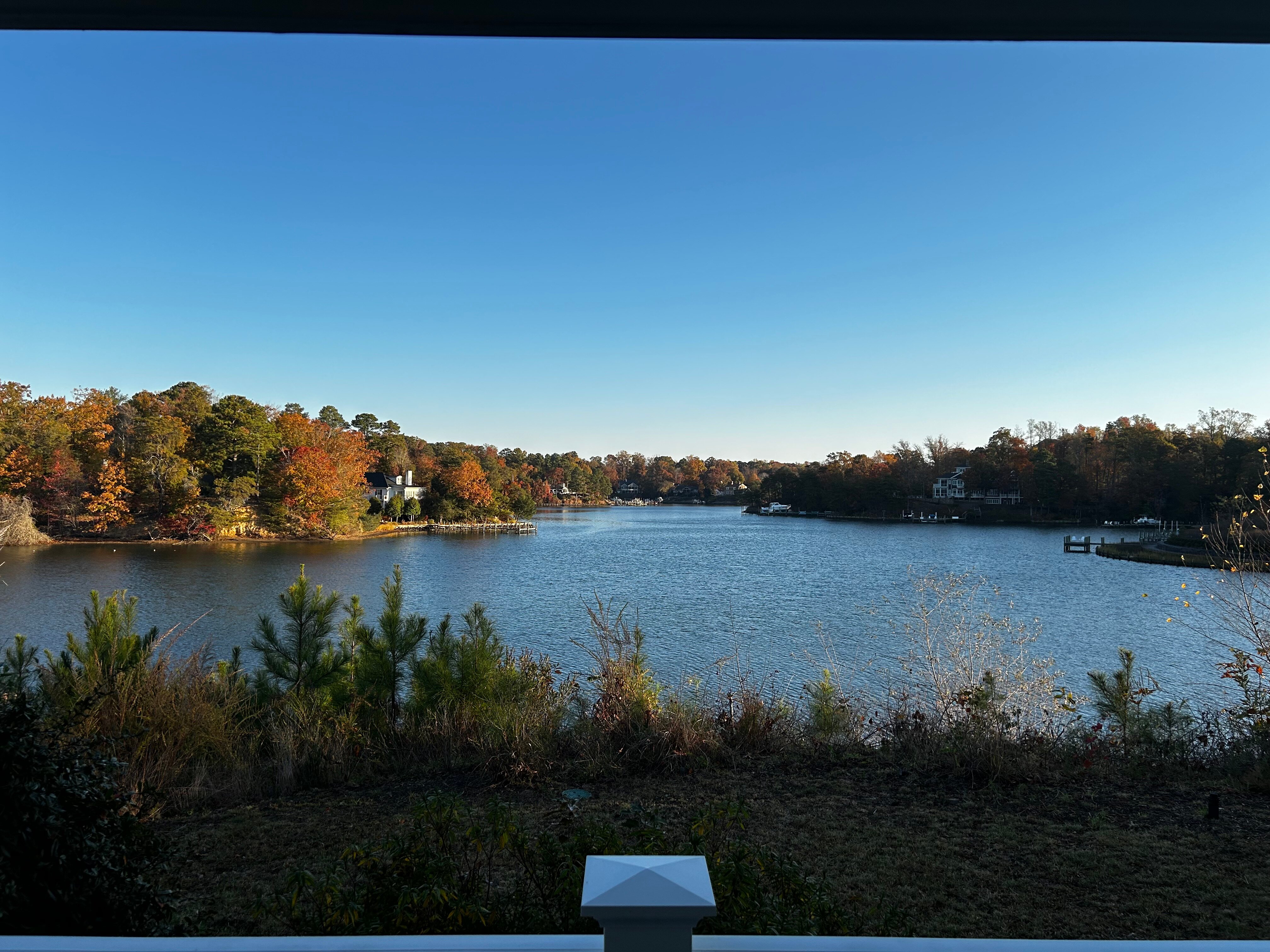 The Tides Inn-官方