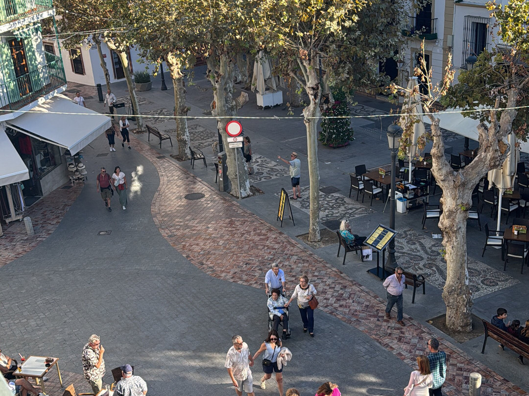 卡瓦纳广场酒店主图