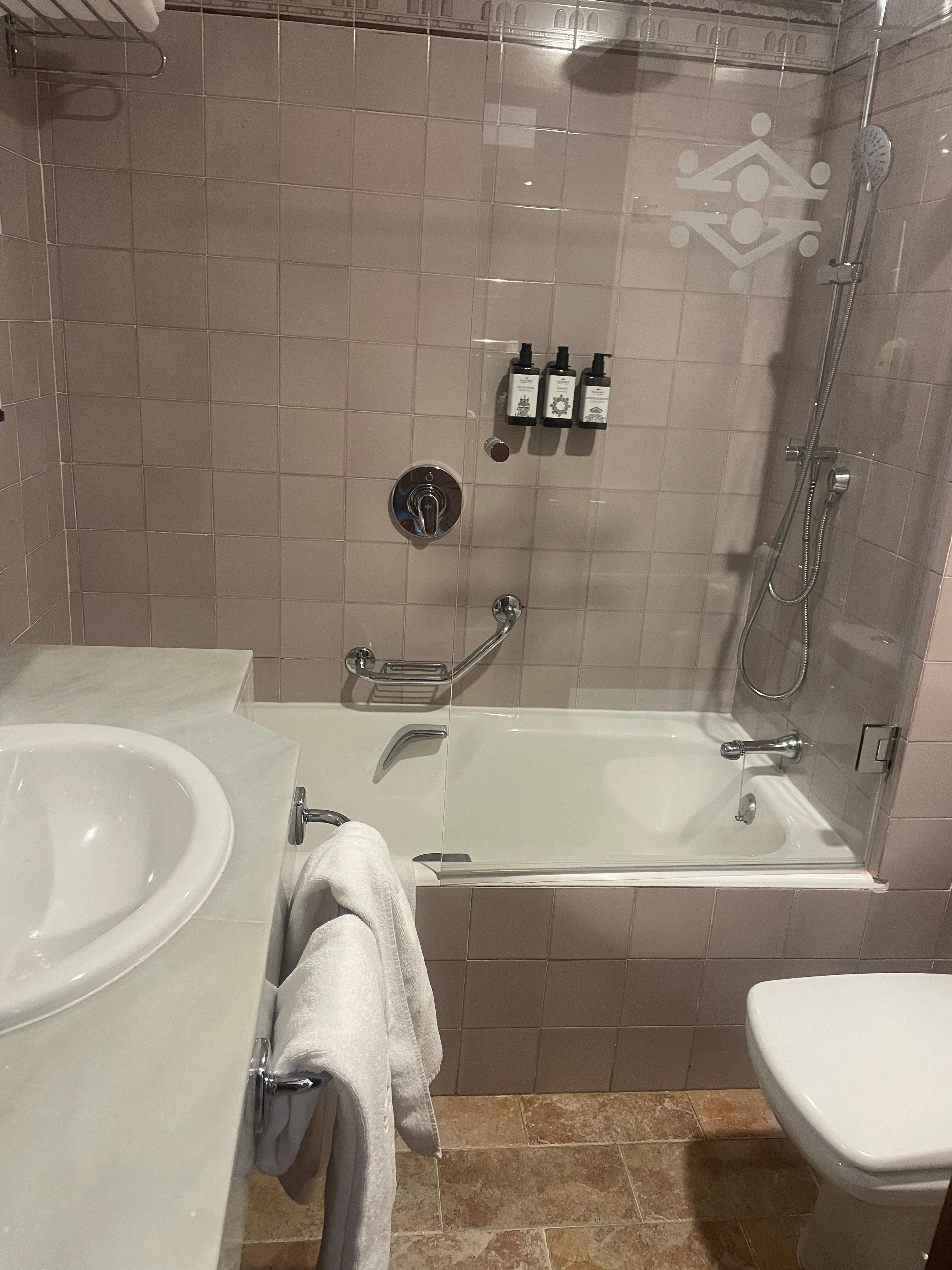 Parador de Chinchón-浴室