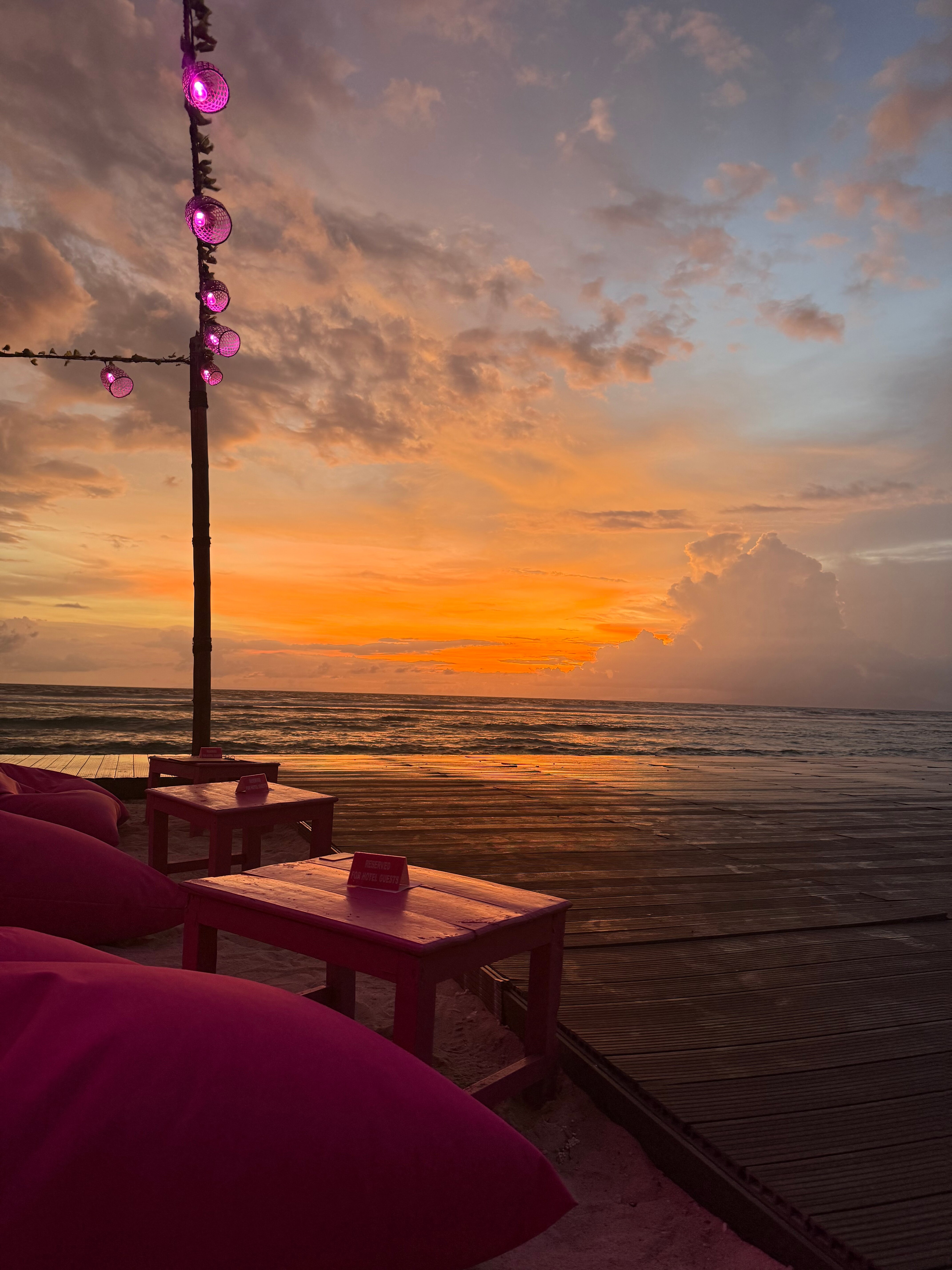 吉利特拉旺安粉红可可酒店-官方