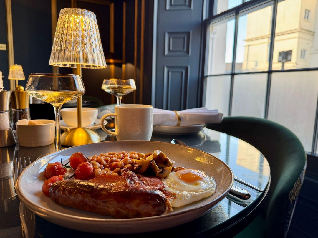 No.4 Carlton Hotel主图