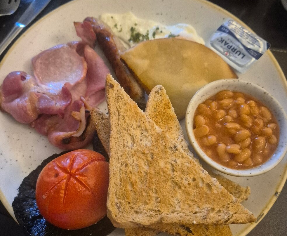 Uplawmoor Hotel主图