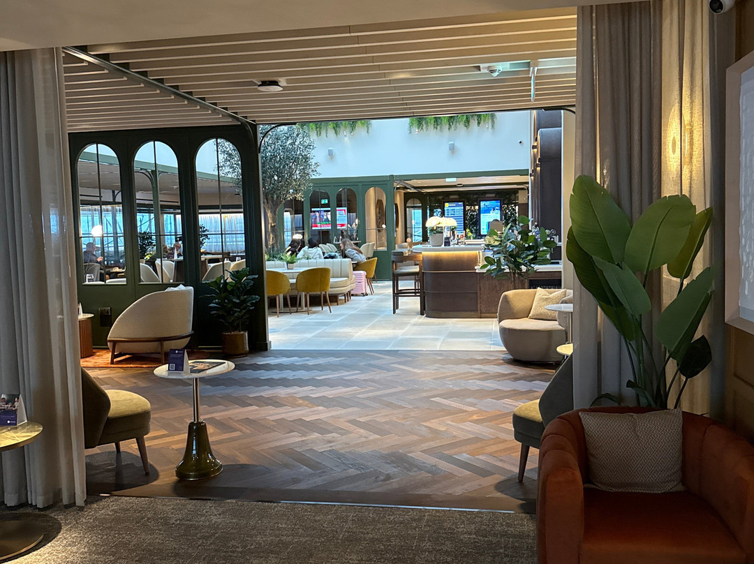 No1 Lounge at Jersey Airport-泽西岛必去景点