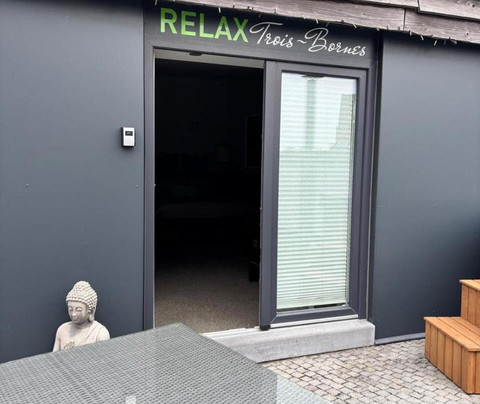 La Calamine酒店住宿-Relax Trois Bornes - De Grenspost