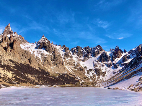 Refugio Frey-圣卡洛斯-德巴里洛切必去景点