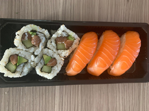 Sushis - Plats Asiatiques
