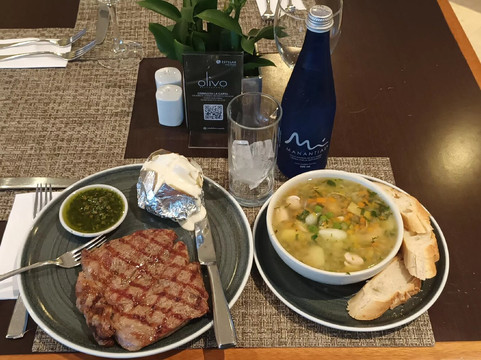 草原之星酒店主图