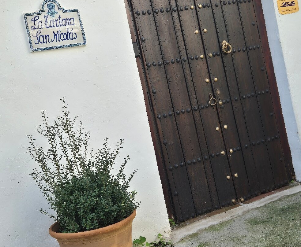 LA TARTANA 酒店精品店主图