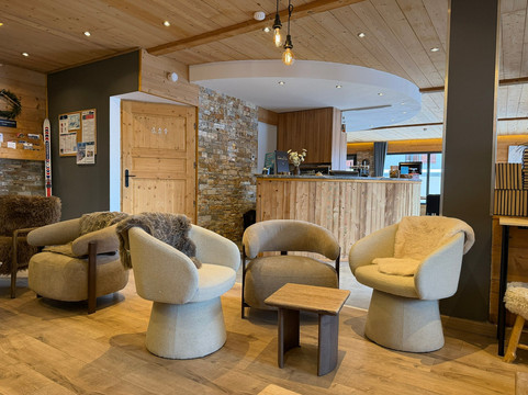 Hotel l'Edelweiss主图