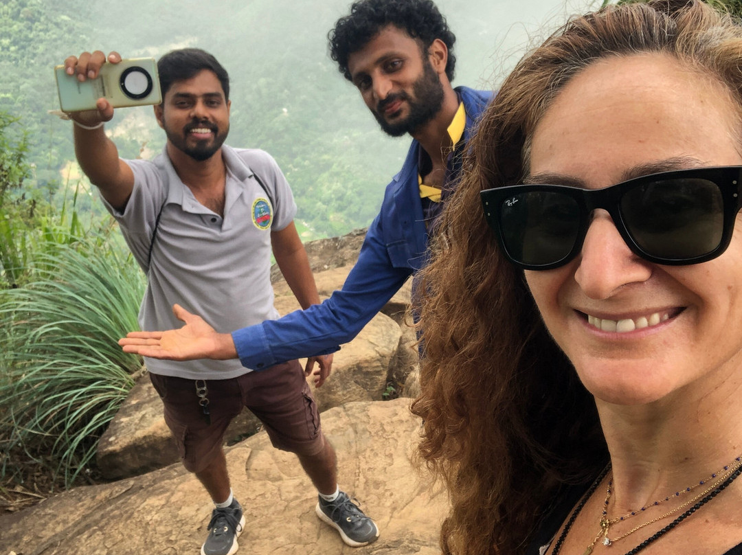 Ella Tours With Gayan Sri Lanka-Hanguranketa必去景点