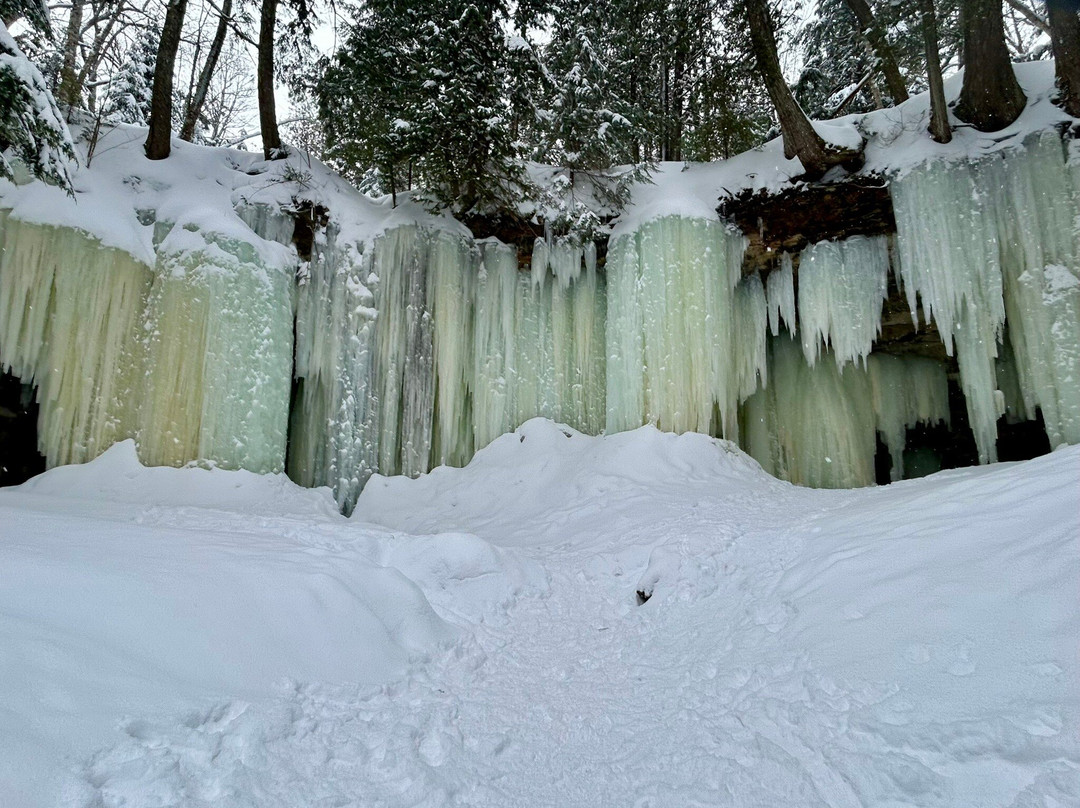 Eben Ice Caves and Canyon Falls & Gorge-Eben Junction必去景点