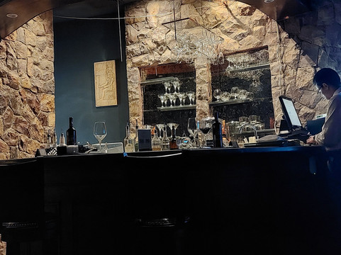 阿扎尔金字塔酒店主图