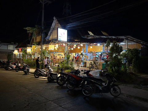 Chef Chalong Restaurant